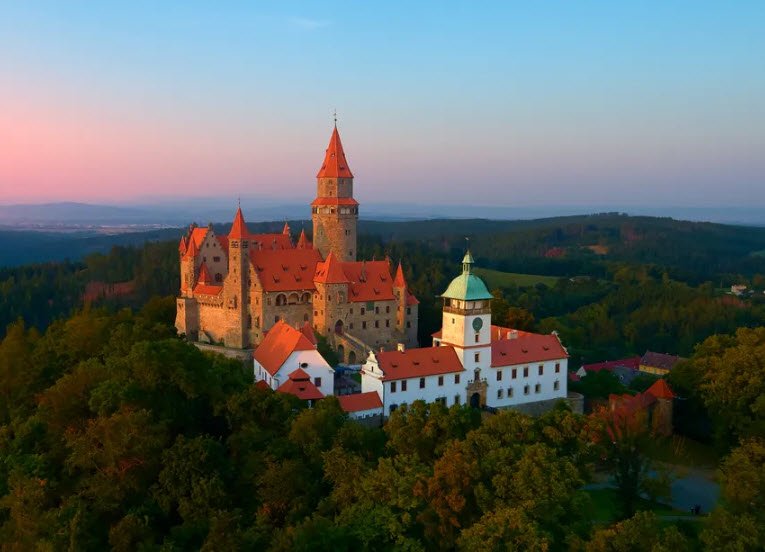 Škrle Castle, Bílence, Czechia, Czech Republic (Czechia)
